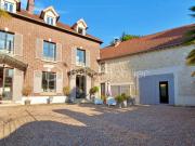 Maison 8 pièces 215 m²
