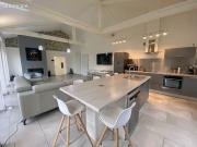 Maison 8 pièces 216 m²