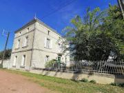 Maison 8 pièces 217 m²