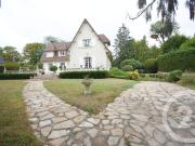 Maison 8 pièces 217 m²