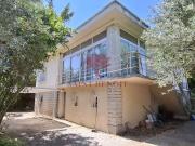 Maison 8 pièces 217 m²