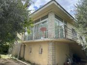 Maison 8 pièces 217 m²