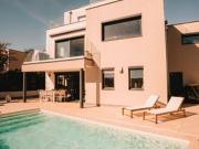 Maison 8 pièces 217 m²