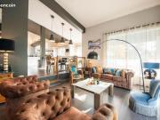 Maison 8 pièces 219 m²