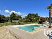 Maison 8 pièces 219 m²