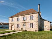 Maison 8 pièces 220 m²