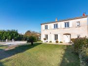 Maison 8 pièces 220 m²
