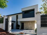 Maison 8 pièces 220 m²