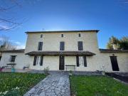 Maison 8 pièces 221 m²