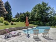 Maison 8 pièces 221 m²