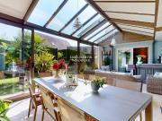 Maison 8 pièces 221 m²
