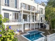 Maison 8 pièces 222 m²