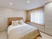 Maison 8 pièces 226 m²