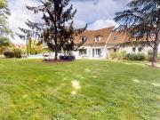 Maison 8 pièces 226 m²