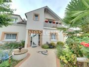 Maison 8 pièces 226 m²