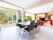 Maison 8 pièces 227 m²