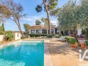 Maison 8 pièces 230 m²