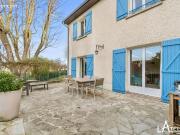 Maison 8 pièces 215 m²