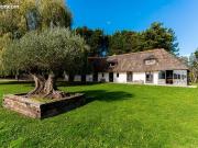 Maison 8 pièces 230 m²