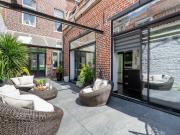 Maison 8 pièces 230 m²