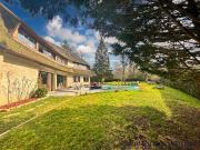 Maison 8 pièces 230 m²