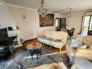 Maison 8 pièces 230 m²