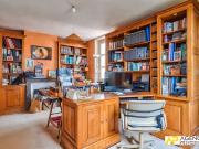 Maison 8 pièces 230 m²