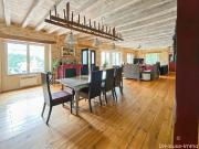 Maison 8 pièces 230 m²