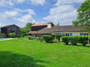 Maison 8 pièces 230 m²