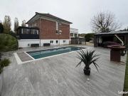 Maison 8 pièces 230 m²