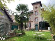 Maison 8 pièces 232 m²