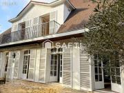 Maison 8 pièces 232 m²