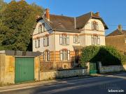 Maison 8 pièces 233 m²