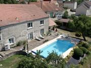 Maison 8 pièces 234 m²