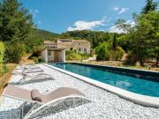 Maison 8 pièces 235 m²