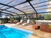 Maison 8 pièces 235 m²