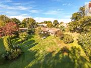 Maison 8 pièces 235 m²