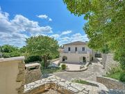 Maison 8 pièces 236 m²