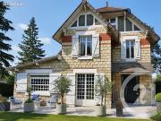 Maison 8 pièces 237 m²