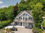 Maison 8 pièces 237 m²