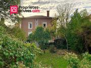 Maison 8 pièces 237 m²