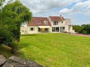 Maison 8 pièces 237 m²