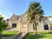 Maison 8 pièces 238 m²