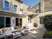 Maison 8 pièces 238 m²