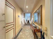 Maison 8 pièces 239 m²