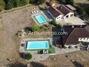 Maison 8 pièces 239 m²