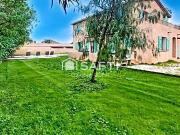 Maison 8 pièces 239 m²