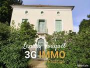 Maison 8 pièces 240 m²