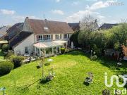 Maison 8 pièces 240 m²
