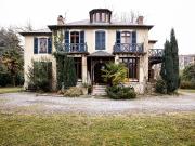 Maison 8 pièces 240 m²